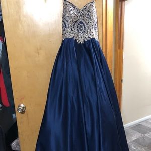 Prom dress